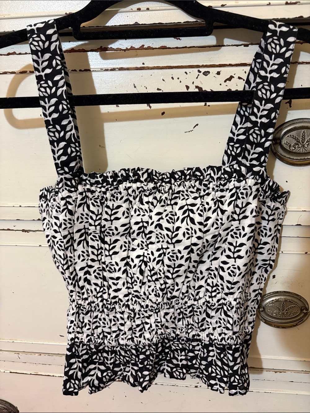 LOFT B&W Leaf-Print Smocked Tank, M